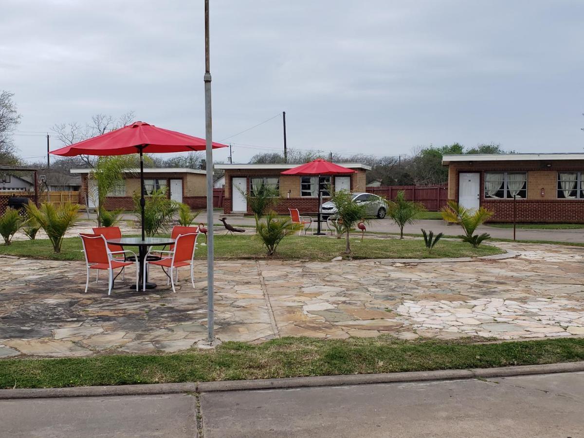Gulf Crest Motel Freeport Exteriör bild